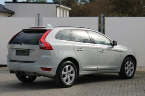 Volvo XC60 2.4D5 120kW AWD Automat+Navi+Kamera+Tažné - 3