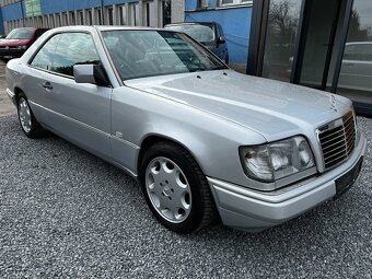 Mercedes-Benz 124, E 220E BEZ KOROZE,SUPER STAV - 3