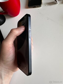 iPhone 13 128GB (midnight) - 3