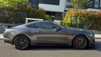 FORD MUSTANG 5.0 GT - 3