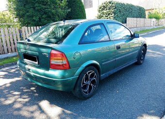 Opel Astra G coupe 1.6 55 kW r.v. 2000 - 3