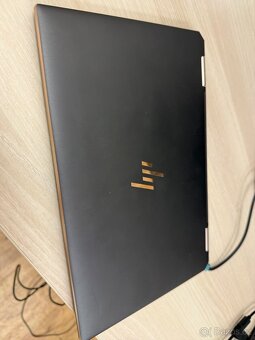 HP SPECTRE - dotykový - 3