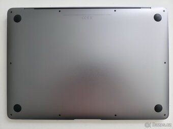 MacBook Air 2020 M1 13.3” space grey. ZÁNOVNÍ/ZÁRUKA - 3