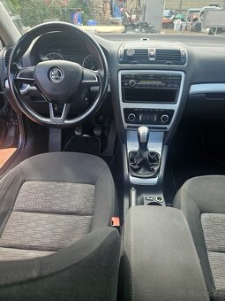 Octavia 2 ,1.6tdi kombi facelift 4x4 6 rychlosti r.2010 - 3