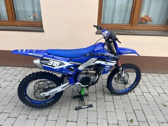 YAMAHA YZ 450 F - 3