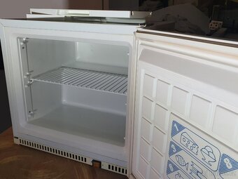 60 litrový mrazák – nástavba výborný stav - 3