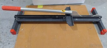 Řezačka na lamino plovouci podlahy - 3