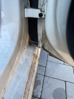 ÚKLIDOVÉ A ČISTÍCÍ PRÁCE - 3