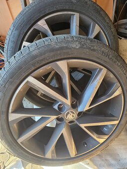 Kola KODIAQ Vega R20 - 3