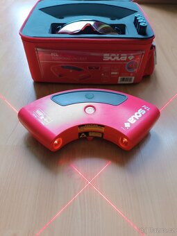Křížový podlahový laser SOLA FCL - 3