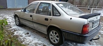 Opel Vectra 1.6i 55kw (1991) - 3