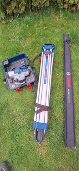 Optický nivelační přístroj Bosch GOL 26 - 3