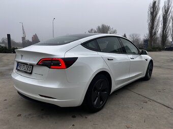 Tesla model 3 Long Range Refresh 4x4, 2021, tažné, vč. DPH - 3