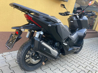 Honda ADV 350 - 3