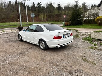 BMW E46 Coupe 323ci - 3