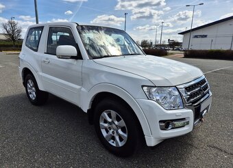 MITSUBISHI PAJERO 3.2DiD 140KW 2016 1 MAJITEL XENON NAVIJÁK - 3