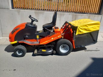 Prodám zahradní traktor Outils-wolf  Etesia 100 Hydro - 3