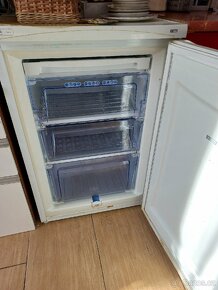 Mrazak whirlpool - 3