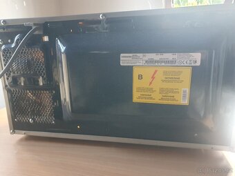 Mikrovlná trouba Samsung MS23F301TAS - 3