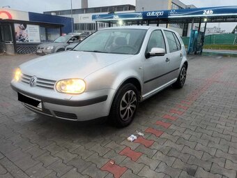 VW Golf - 3