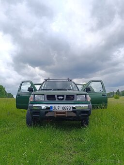 Nissan Navara D22 76kw Double cab - 3