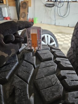 A/T pneu 285/70 R17 - 3