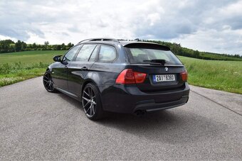 BMW 330d LCI M-paket | Logic7 | panorama | servis - 3