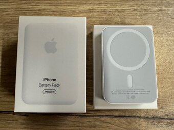 Apple MagSafe Battery Pack (Powerbanka) - 3