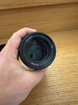 Sony FE 85mm f/1.8 - 3