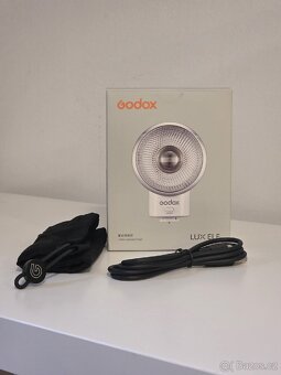 Godox Lux Retro Flash Elf - 3