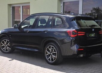 BMW X3 xD20d M-SPORT - 3