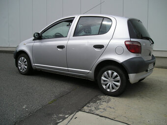 TOYOTA YARIS 1.0 VVTi 50KW RV-2002 - 3