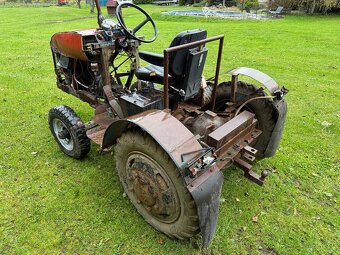 Traktor domácí výroby - motor 1203 - 3