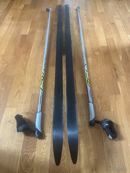 Juniorský set na běžky Fischer - 3