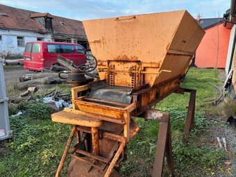 Posypová nástavba na multicar - 3