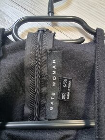 Černé šaty s květy - Gate 36 - 3