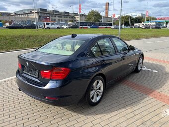 BMW Řada 320i 135kW Top Stav - 3
