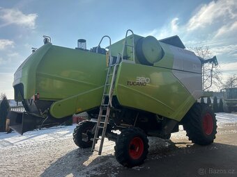 Sklízecí mlátička Claas Tucano 320 - 3