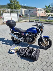 Suzuki Inazuma 750 - 3
