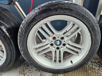 Alu BMW STYLING 89 ukradená - 3