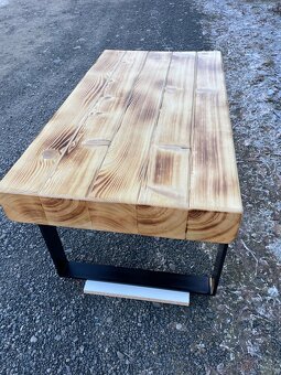 Konferenční stolek - 3