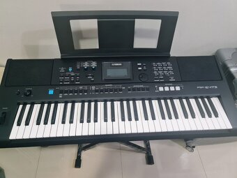 Yamaha PSR E 473 - 3