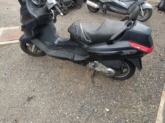 Piaggio xevo 125 - 3