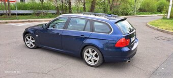 BMW 330 XD, e91, rok 2012, manuál - 3