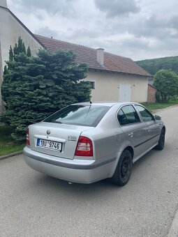 Škoda Octavia I 1.6 benzín - 3
