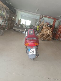 Suzuki burgman 250/125 rp. B - 3