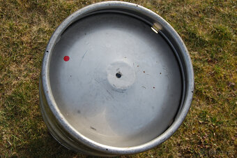 Prodám KEG soudek Radegast, zásobník, expanzní nádobu - 3