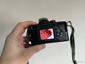 Panasonic Lumix DMC-FZ5 - 3