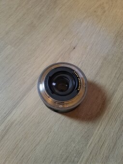 Prodám širokoúhlý objektiv Canon Rf 16 mm, f 2,8 STM - 3