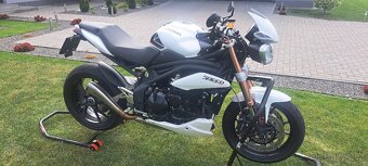 Triumph Speed Triple 1050 - 3